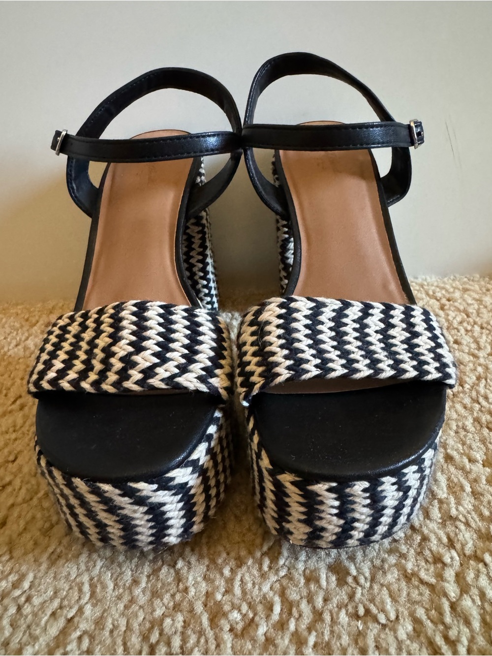 Universal Thread Black and Cream Woven Platform Sandals